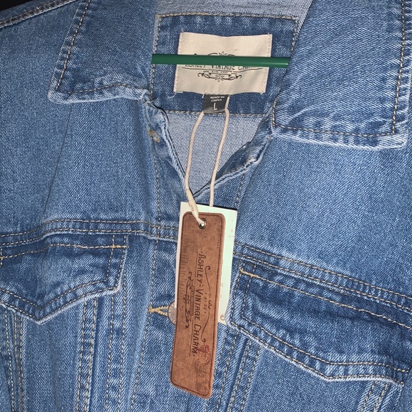 Jean jacket - Picture 3 of 4